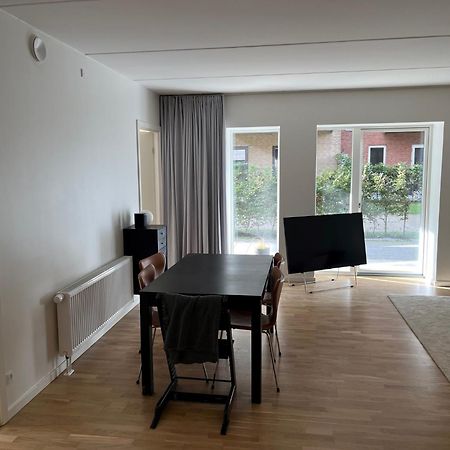 Charming Aalborg Apartment With Parking エクステリア 写真